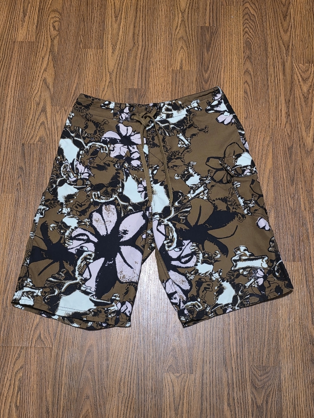 Oakley Men’s Swim Board Shorts Size 30 Floral Lightweight Surf Athletic Shorts